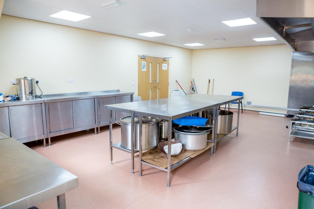 Diamond Road Mosque Slough - Gallery Image