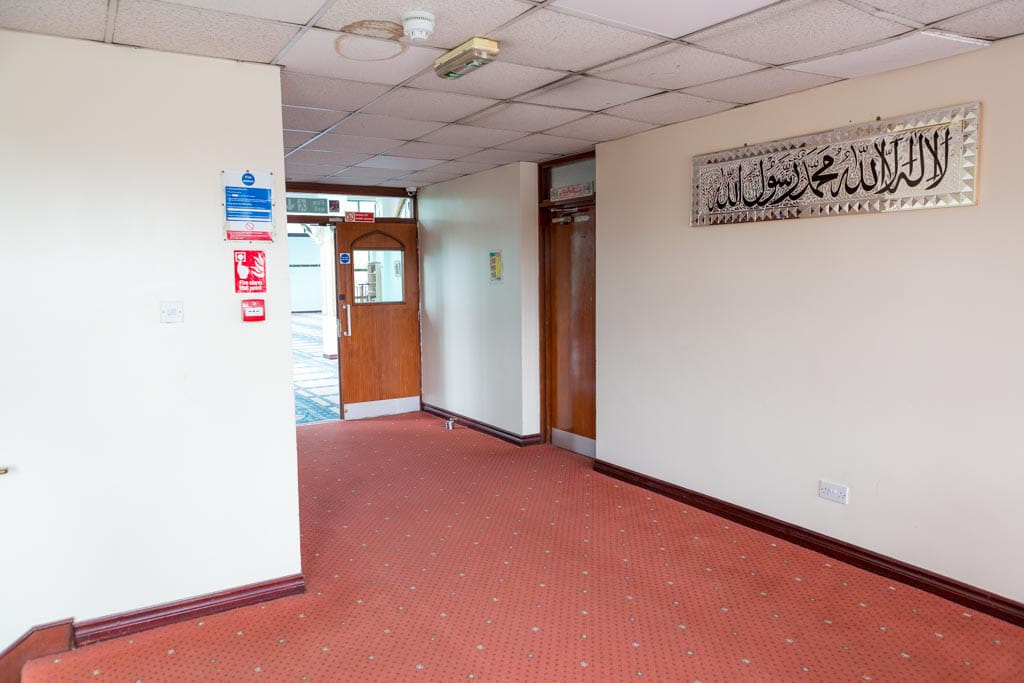 Diamond Road Mosque Slough - Gallery Image