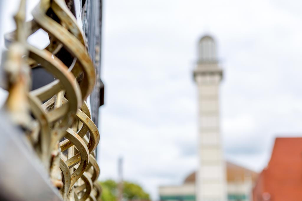 Diamond Road Mosque Slough - Gallery Image