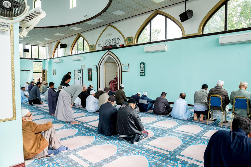 Diamond Road Mosque Slough - Gallery Image